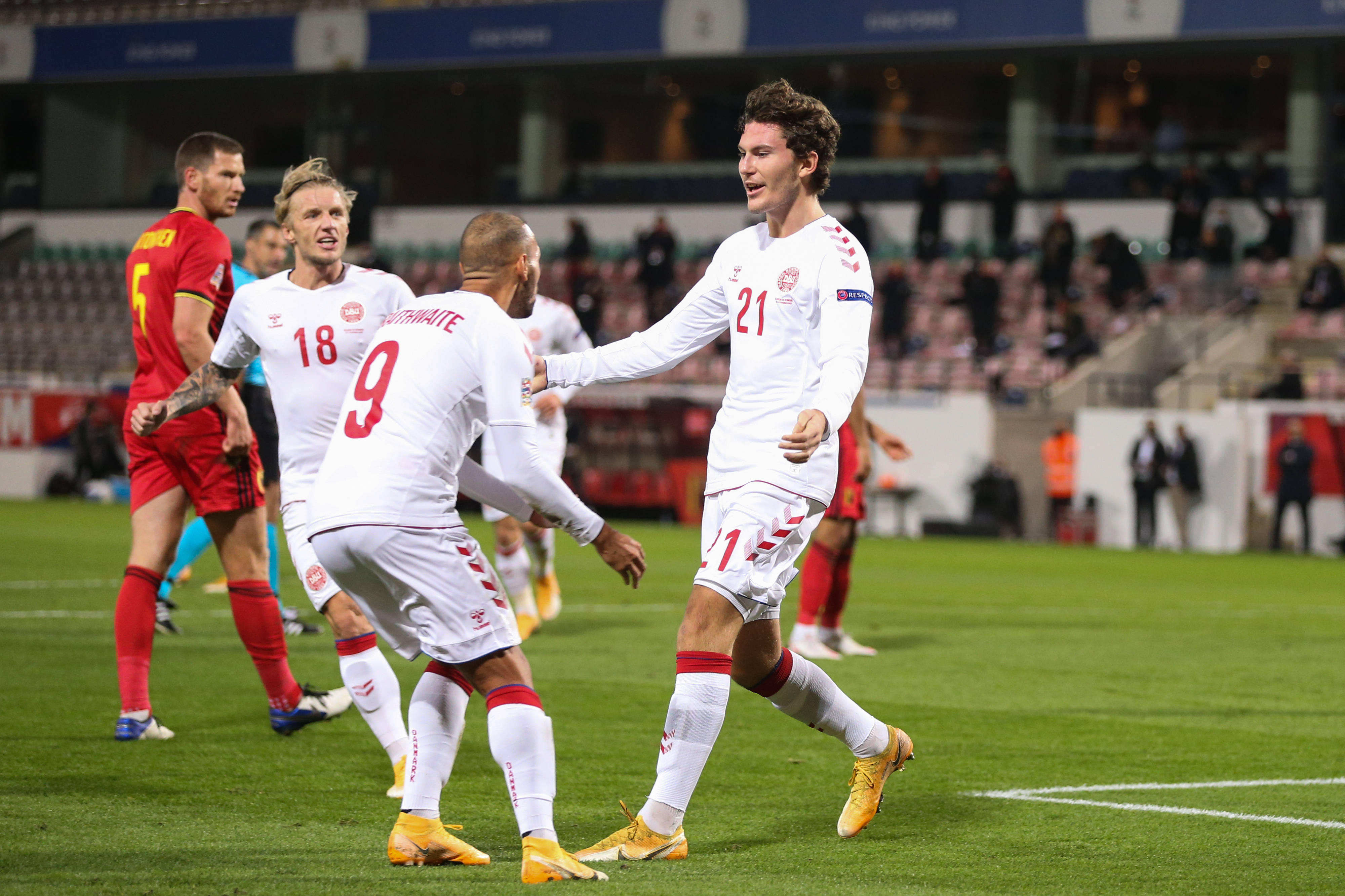 掀起了一股 掀起了一股